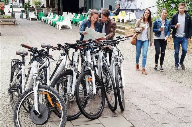 Private (E)Bike Tour Up to 6 Person-(1 Rickshaw for 2 Non Bikers)