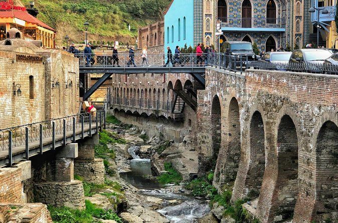The Best of Tbilisi: Walking & Cable Car Tour