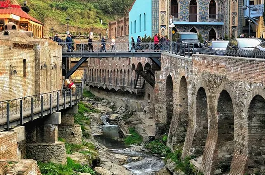 The Best of Tbilisi: Walking & Cable Car Tour