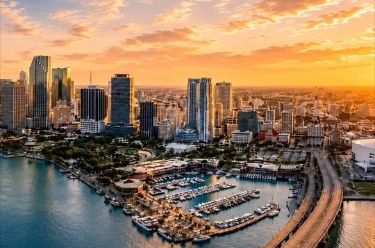 See it All in One Tour!! 6hr VIP Full Experience of Miami!!