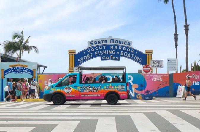 Hollywood, Beverly Hills, & Celebrity Home Tour from Santa Monica