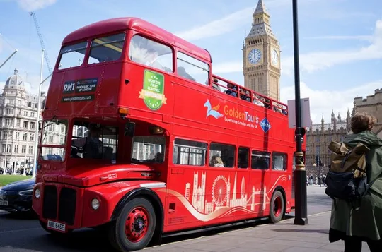 London’s First Electric Vintage Bus Tour with Live Guide
