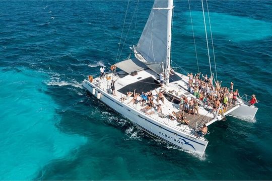 Isla Mujeres : All Inclusive Albatross Plus Tour with Transportation