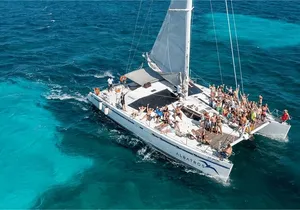 Isla Mujeres : All Inclusive Albatross Plus Tour with Transportation