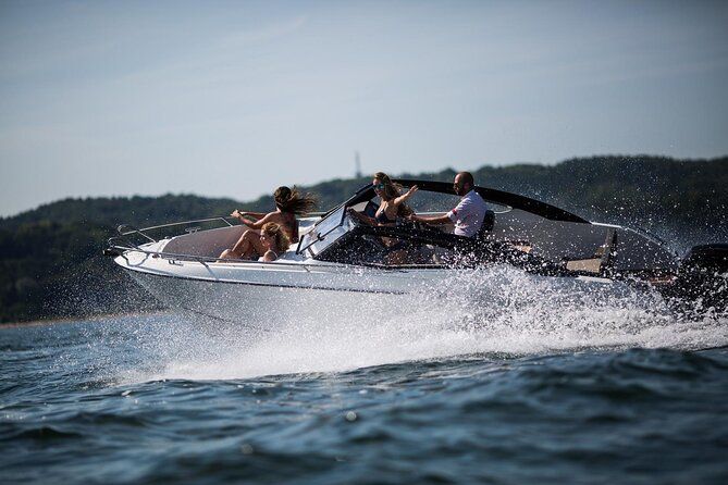 Luxury Blue Lagoon Boat Rental No Licence and Masks Included
