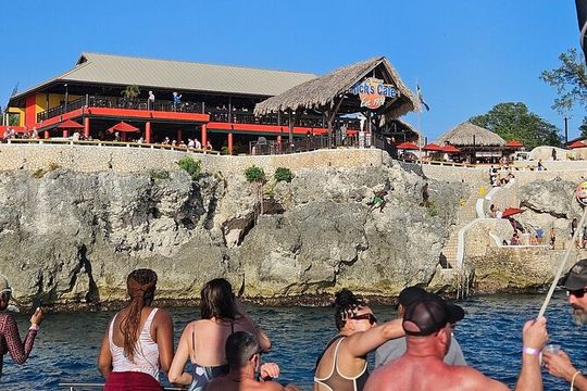 Montego Bay Tour & Bamboo Rafting from Montego Bay Cruise Ships