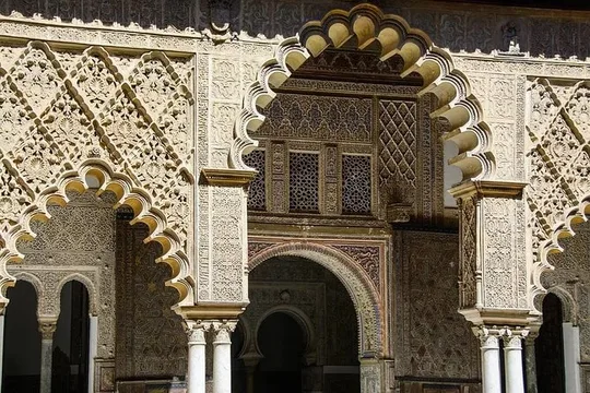 Royal Guided Tour Alcazar of Seville Entrance with Official Guide