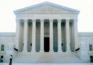 All Day Bus and Walking Tour plus (Seasonal) Potomac River Cruise