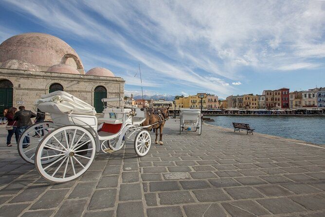 Souda Port-Bay to Chania City Private Tour with Transfer