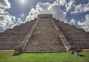 Chichen Itza Early access Tour, with private Cenote & Valladolid