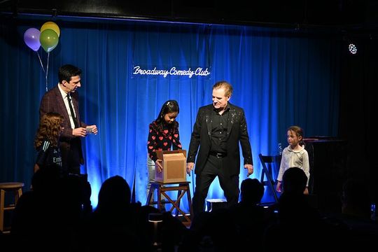 NYC: Magic Show for All Ages - Broadway Magic Hour (Times Square)