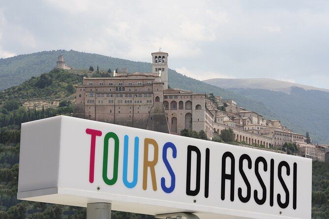 Assisi Tuk Tuk Grand Tour in Italian