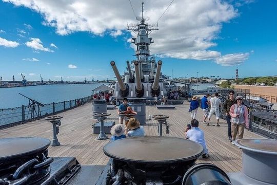 Day Tour Pearl Harbor USS AZ Memorial and Battleship Missouri