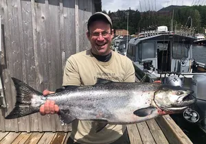 Private Alaska Salmon Fishing—Up to 6 Guests, One Price per Boat