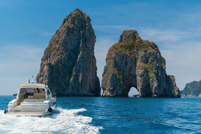 Private Boat Tour: Capri Full Day from Sorrento