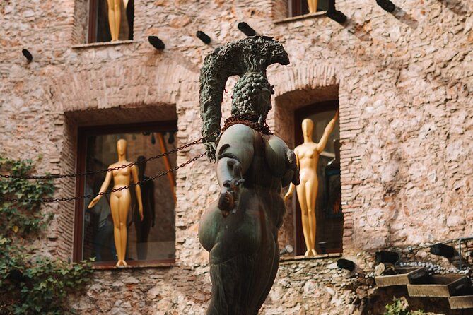 Girona and Figueres Full Day Private Guided Tour from Barcelona