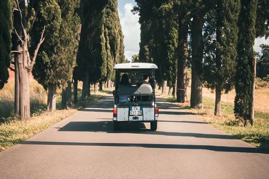 Ancient Appia and Roman Catacombs Private Tour with Golf Cart