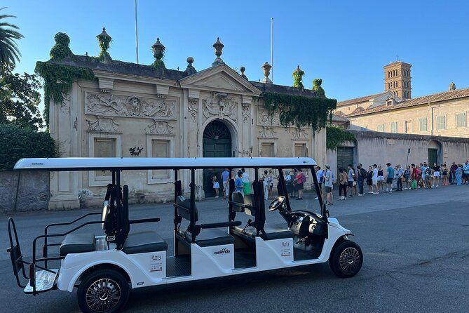 La Dolce Vita at Dusk: Rome Golf Cart & Aperitivo Experience