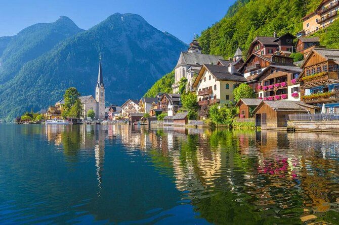 From Salzburg: Private Day Trip to Hallstatt with St. Gilgen