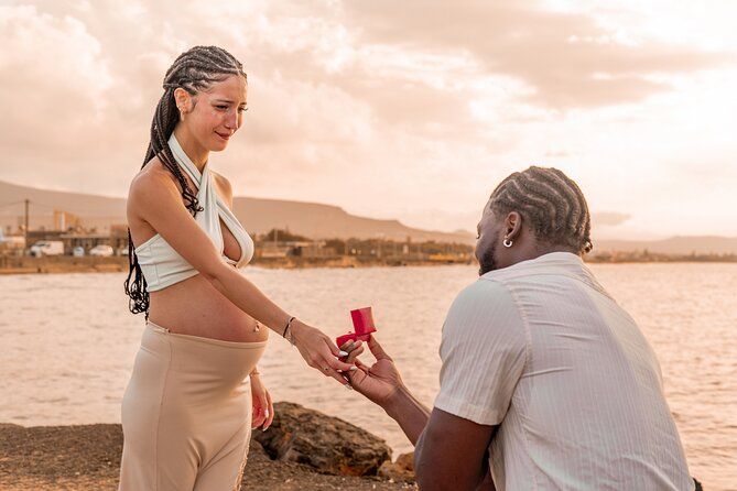 Surprise Engagement Photoshoot in Hersonissos