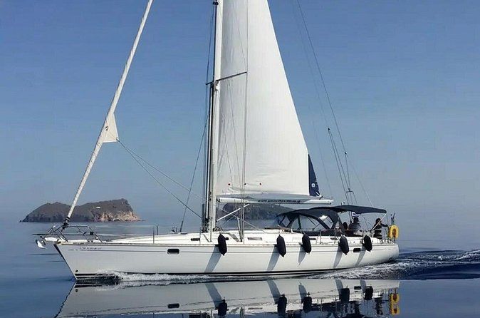 Milos Half-Day Sailing Cruise to Kleftiko with Lunch & Open Bar