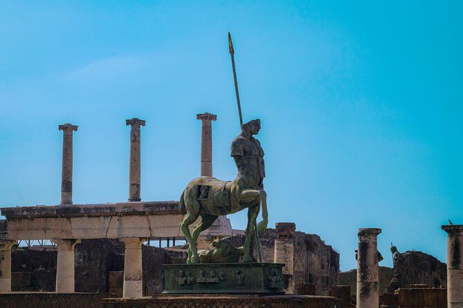 Private 12 Hour Tour to Pompeii from Rome with Free Photoshoot