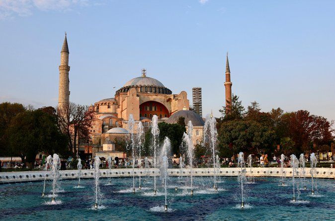 Small Group Cruise Shore Excursion – Blue Mosque and Hagia Sophia