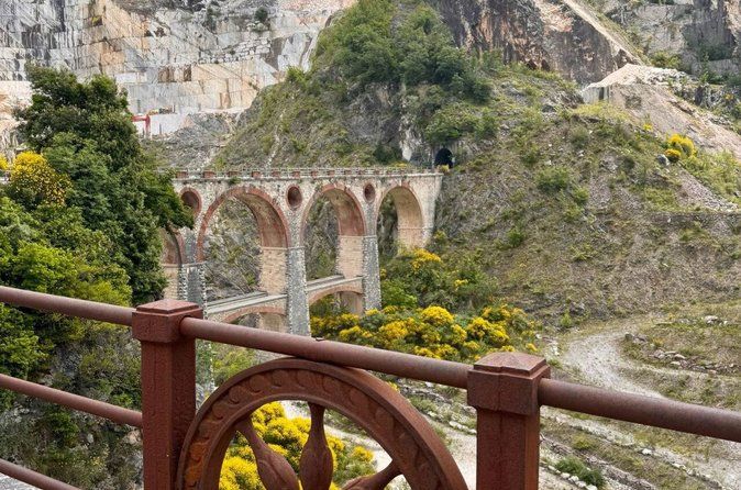 Carrara's Marble Quarries Tour & Light Lunch + Lardo PGI
