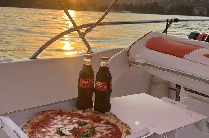 Como Lake: Self Drive Boat Rental - Without License