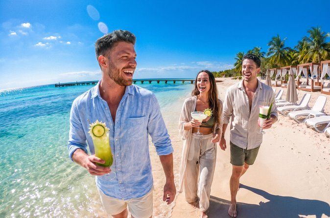 Cozumel: Kuza Escape– Buffet & Open Bar Included