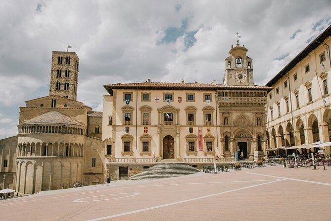 Private 10 Hour Tour to Arezzo from Rome
