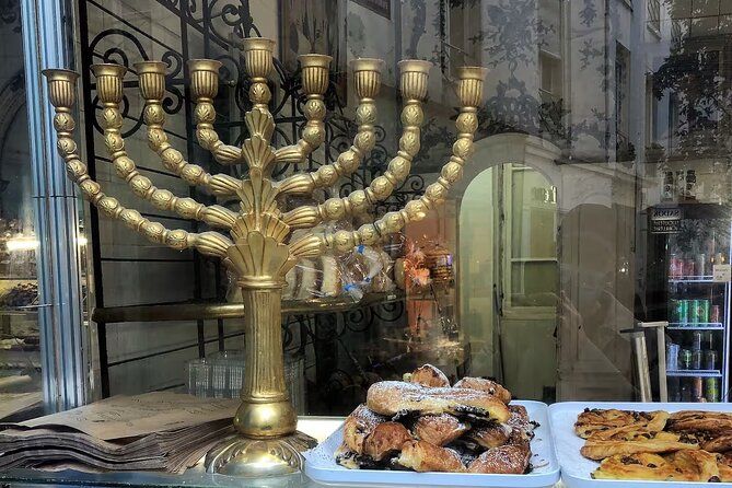 Historic Jewish Quarter Walk in Paris