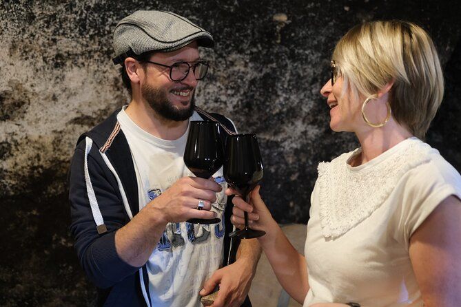 2h immersive tasting in Beaujolais - Wine and Chocolate Accord