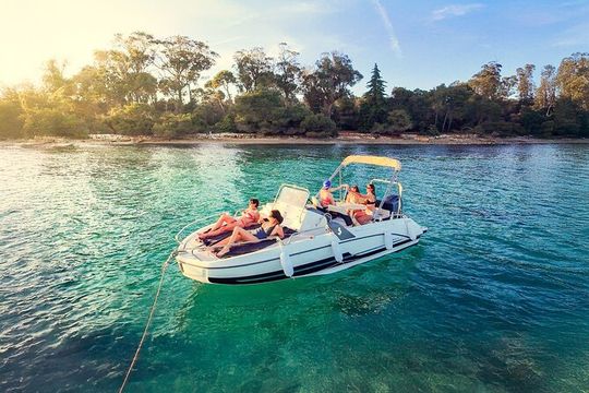 Cannes Relaxation evening in the Lerins Islands Private boat