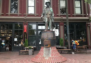 Private Tour in Vancouver for Solo Traveler