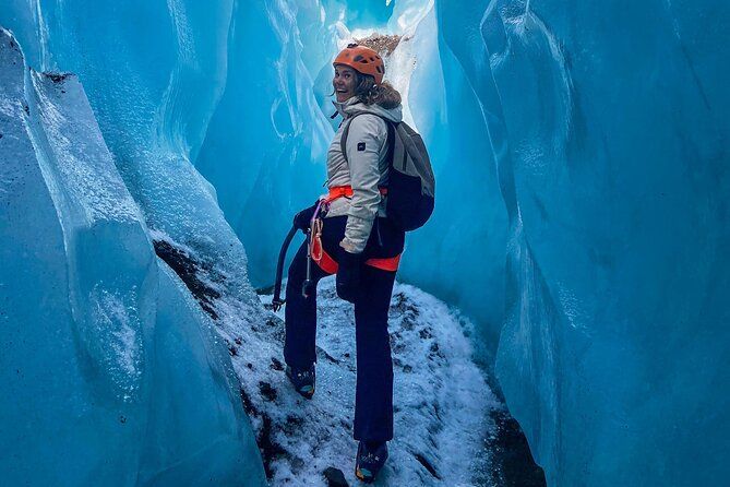 Skaftafell: Blue Ice Maze Small Group Glacier Hike on Vatnajökull