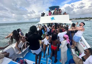 Hip Hop Beat and Live Dj Adults Only Party Boat and Free drinks