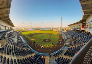 NYC STEP ON TOUR GUIDES | Your Bus Our Tour Guide