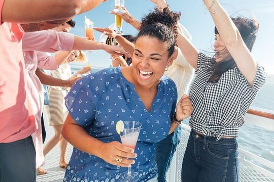 City Cruises New York Alive After Five Cruise