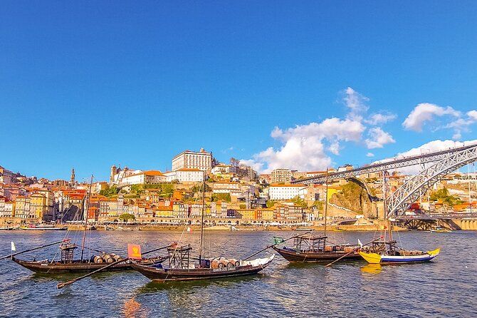 From Lisbon: private tourist circuit in Portugal