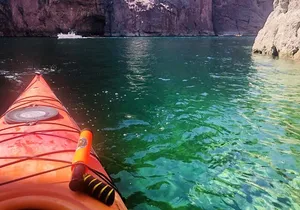 Las Vegas: Guided Kayak Tour from Willow Beach to Emerald Cave