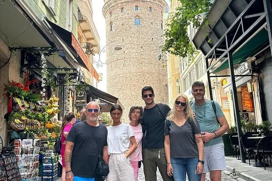 Private Istanbul Tour With Comfortable Vans During 8 Hours