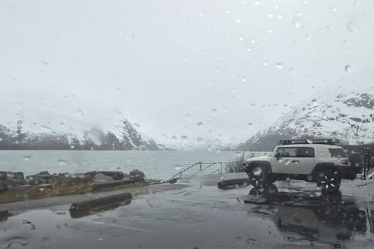 Whittier Cruise Shuttle Tour with Multiple Stops