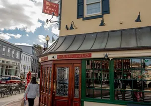 Georgetown Neighborhood Spies, Lies, & Politics Walking Tour 8ppl