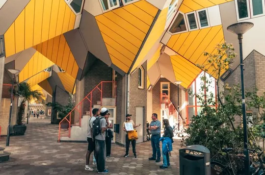 Private Rotterdam Walking tour with expert local guide