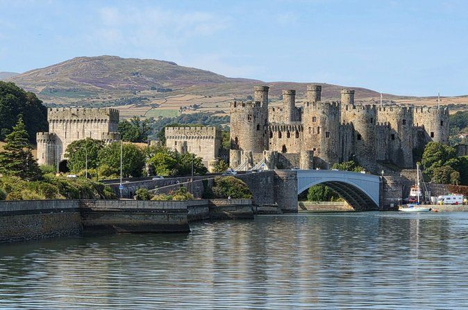 Open Group Guided Tour of Conwy Castle with an Official Guide