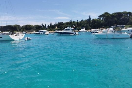 Private Cruises EN Boat Magic Outing Cannes Îles DE Lérins