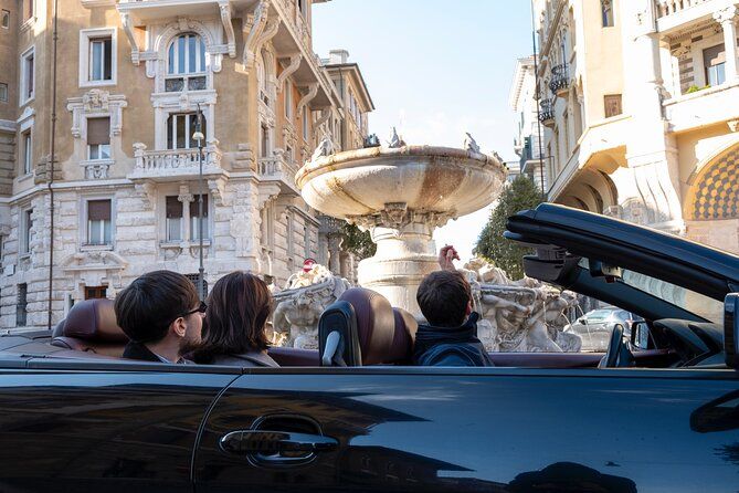 Rome in a Flash: Luxury Cabriolet Tour with Italian Delights