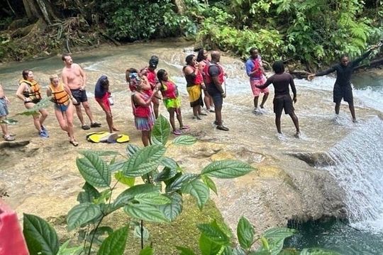 Blue hole Tour Ocho Rios From Montego Bay/Falmouth/Ocho Rios
