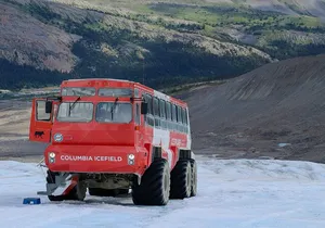 Shuttle from Calgary Canmore Banff to Columbia Icefield